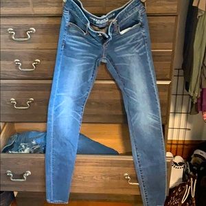 American eagle blue jeans